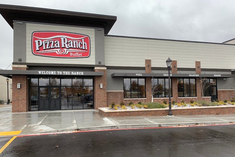 Pizza Ranch occupies half of a 12,000-square-foot addition to Battlefield Mall.